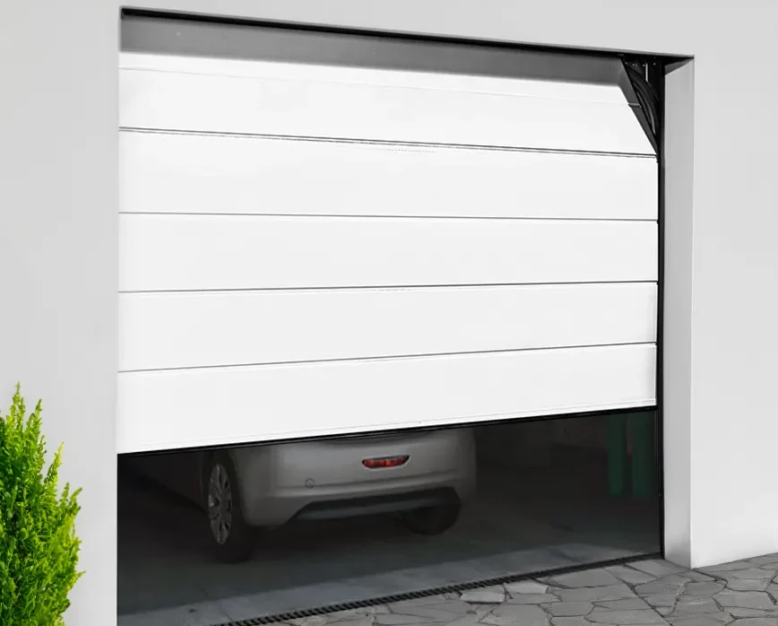 Porte de garage motorisée : avantages et installation pour les professionnels