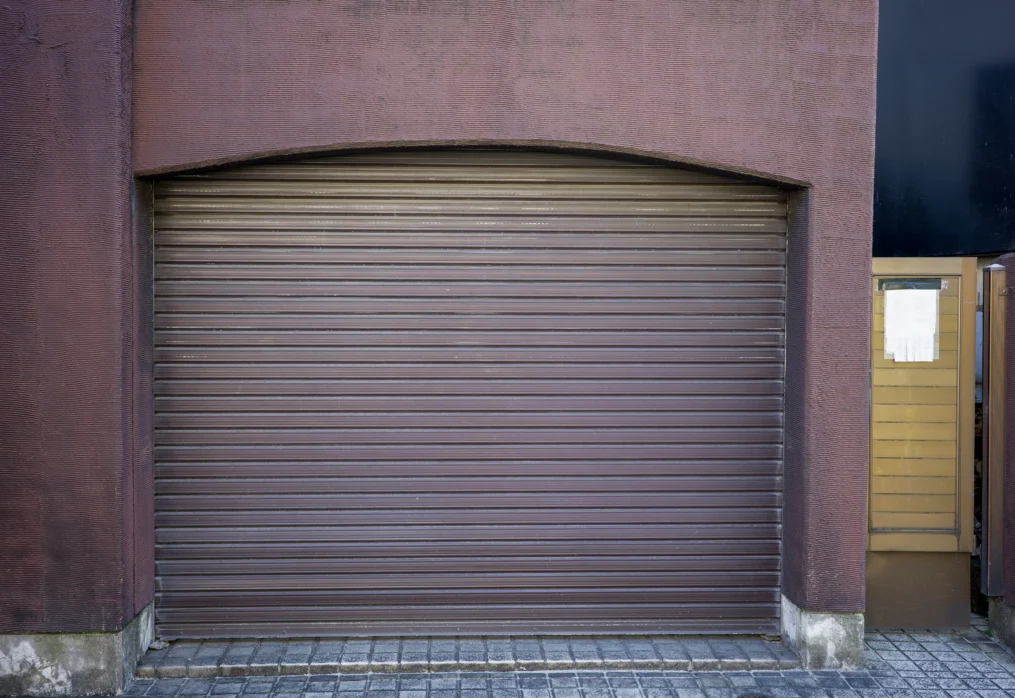 Comment choisir sa porte de garage sur mesure pour votre maison ?